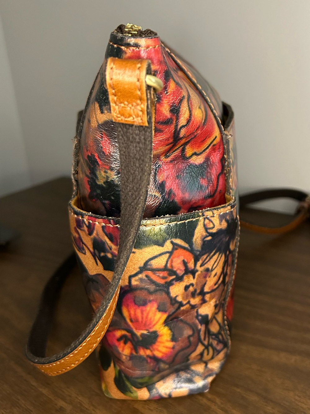 Patricia Nash Avely Summer Drawing Floral Leather Shoulder Bag - Picture 5 of 11